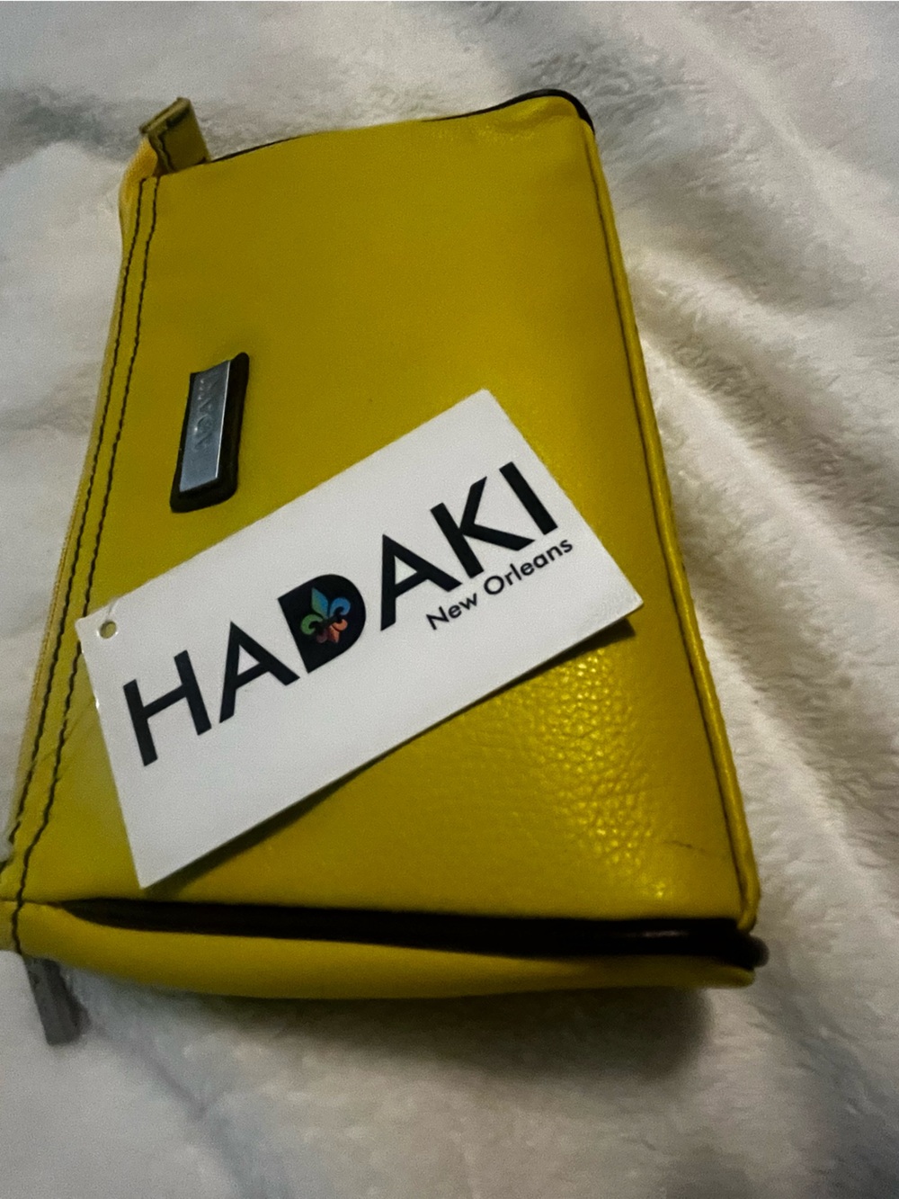 Hadaki Yellow leather Scoop - Compact Travel Case